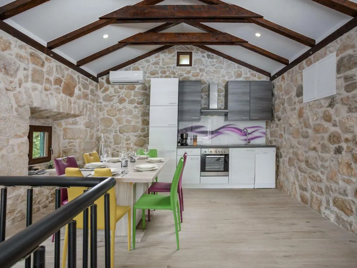 Holiday Home Villa Matija By Interhome Drivenik Kroatië
